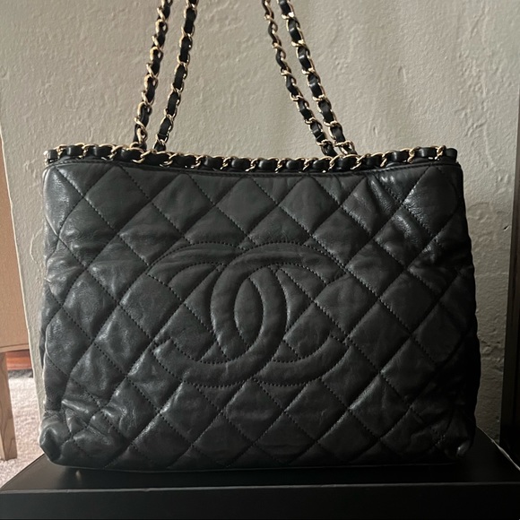 Chanel Gold Hardware Black Calfskin Leather Tote - Picture 16 of 16